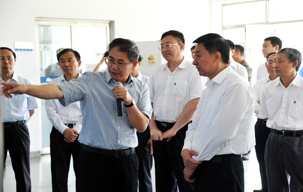 國務委員王勇蒞臨新松公司調(diào)研